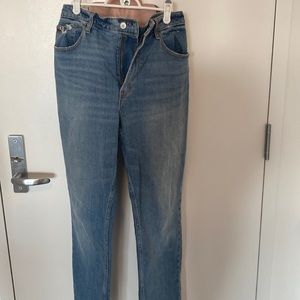 Size 32 curve love jeans from Abercrombie !!